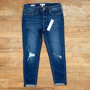 Vigoss Jeans Size 28 NWT Thompson Style Tomboy Leg Distressed Denim Tapered